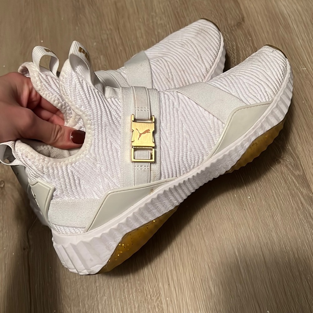 Puma Sneakers